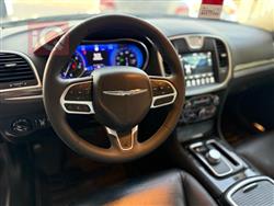 کرایسلەر 300